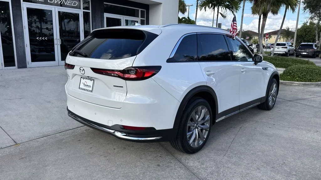 2025 Mazda CX-90 Premium Plus Package - Photo 3