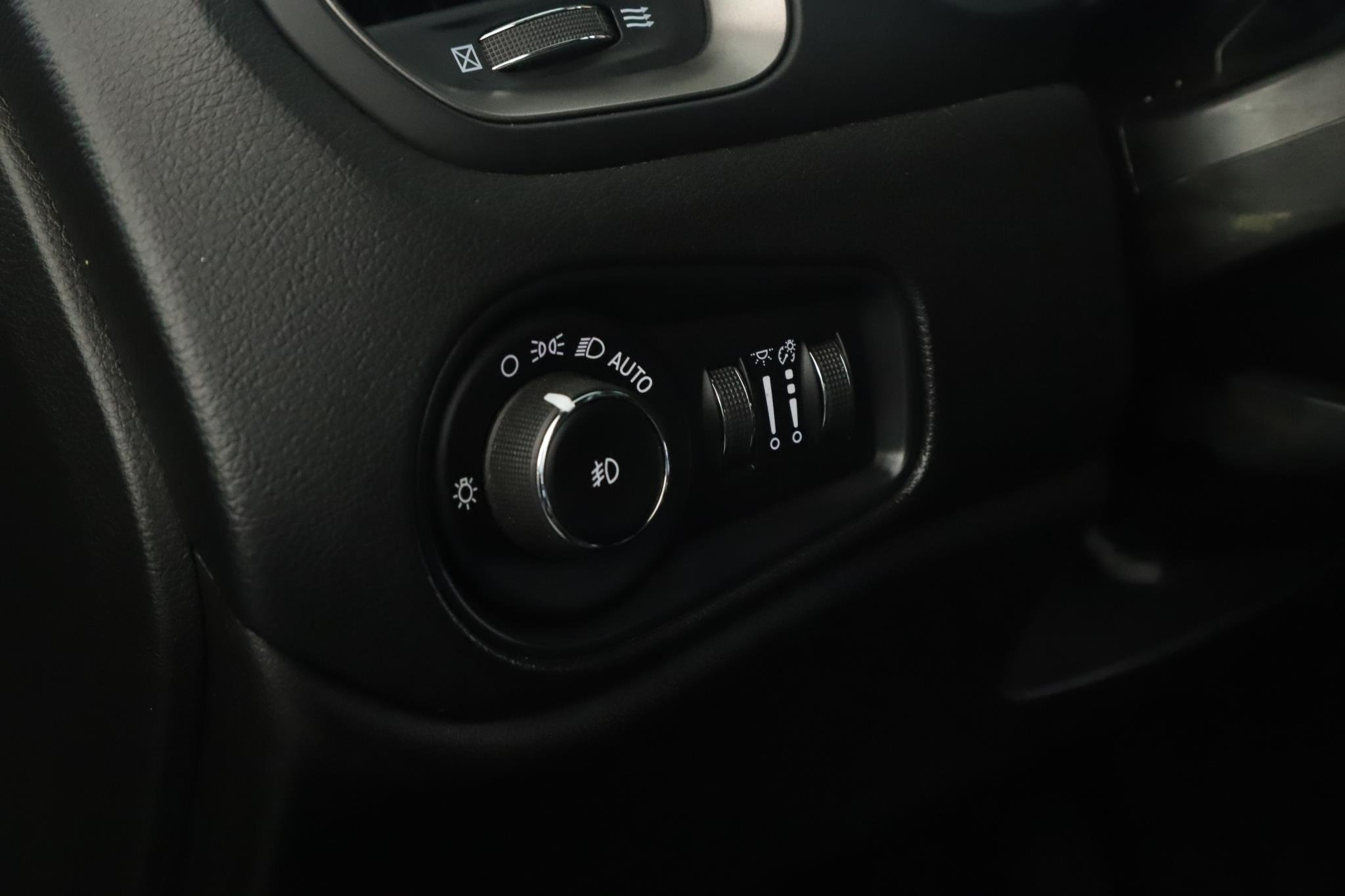 Used 2020 Black Clearcoat Jeep High Altitude 4x4 image 8