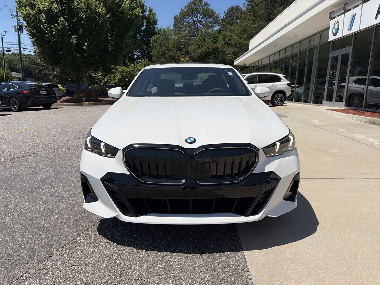New 2027 Alpine White BMW 530i xDrive image 3