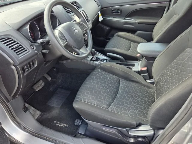 Used 2024 Gray Mitsubishi 2.0 ES image 8