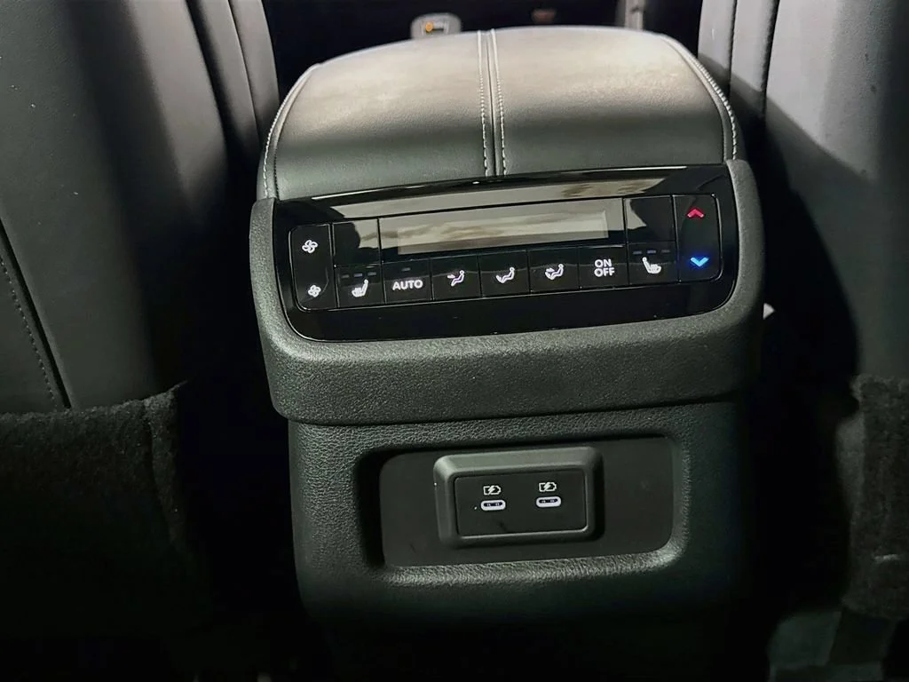 Certified Used 2027 Gray INFINITI LUXE image 34