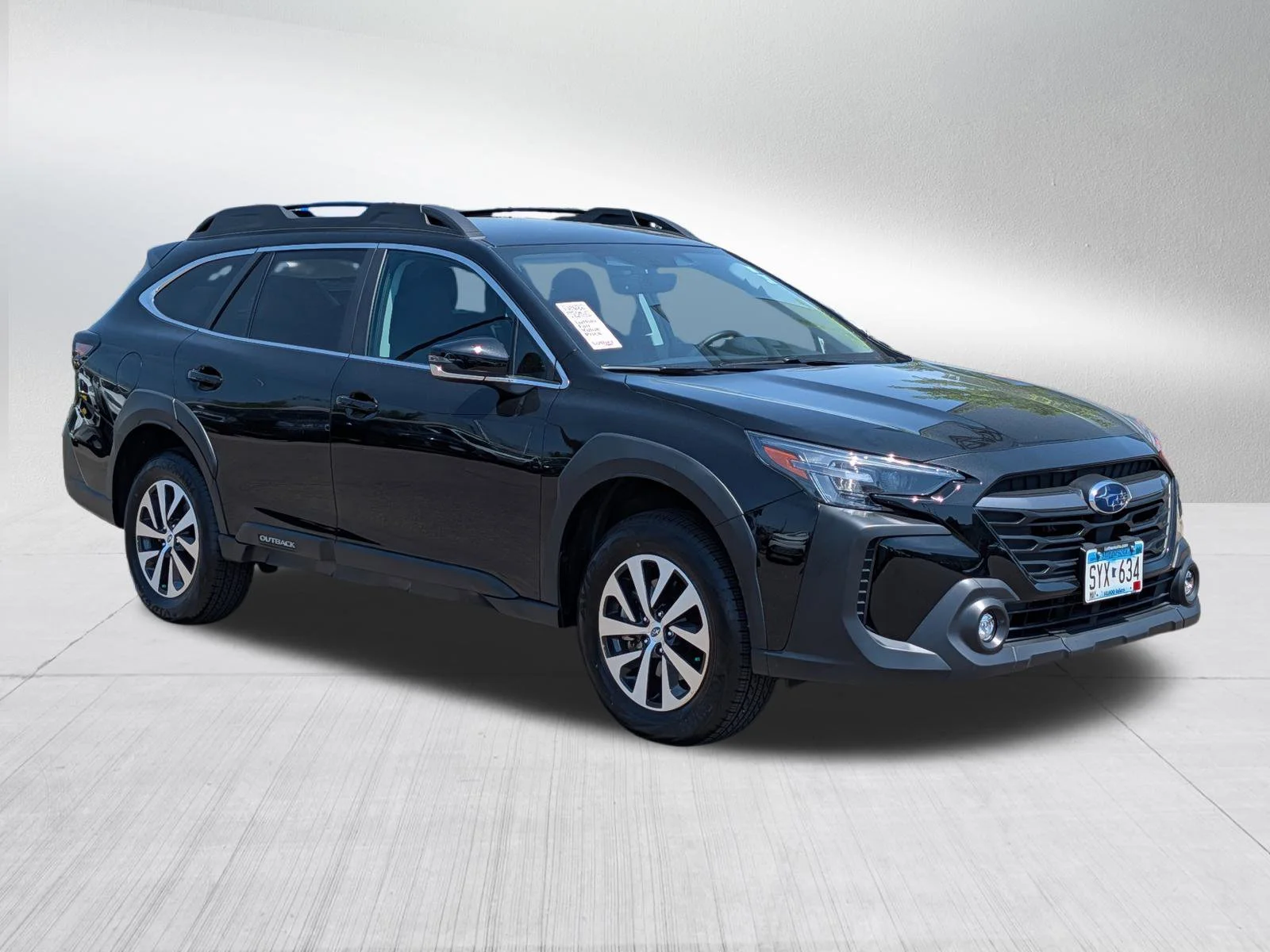2025 Subaru Outback Premium's photo