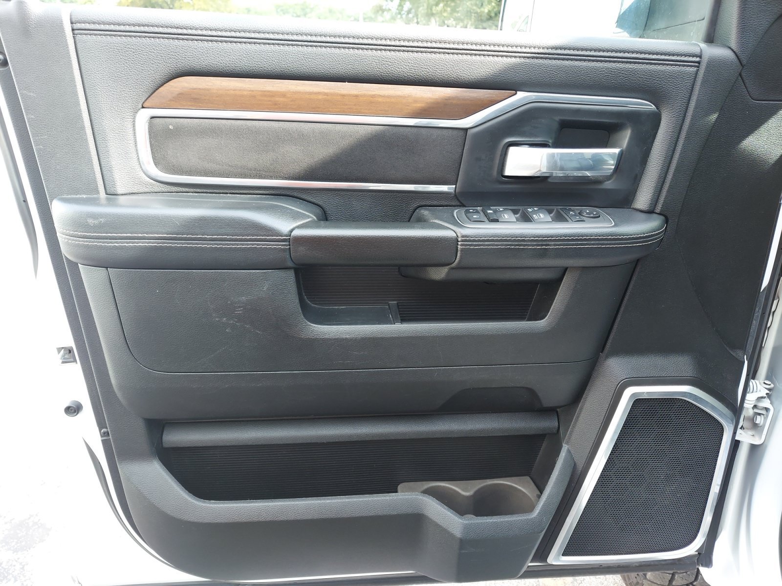 Used 2022 Bright White Clearcoat Ram Laramie image 30