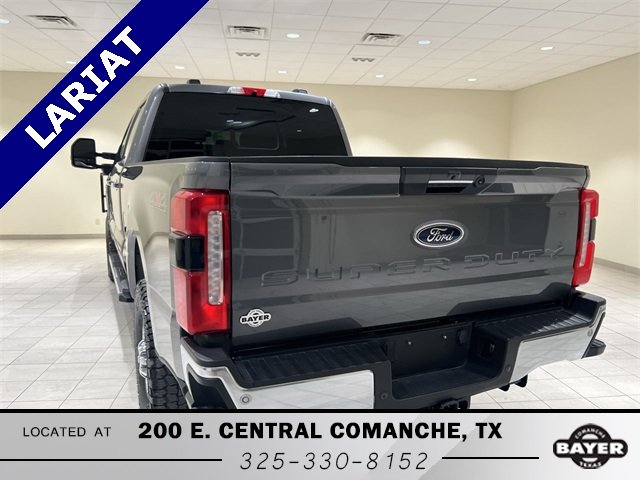 2024 Ford F-250 photo 3