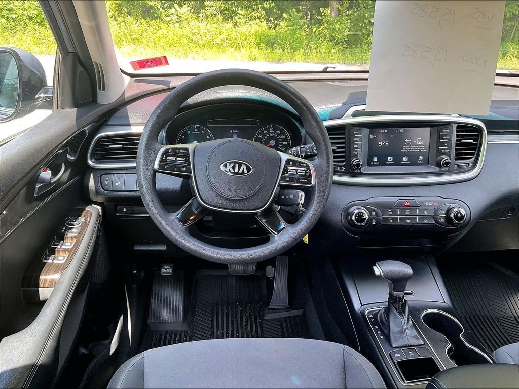 Used 2020 Silver Kia LX image 17