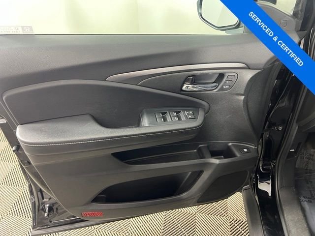 Used 2023 Crystal Black Pearl Honda RTL image 11