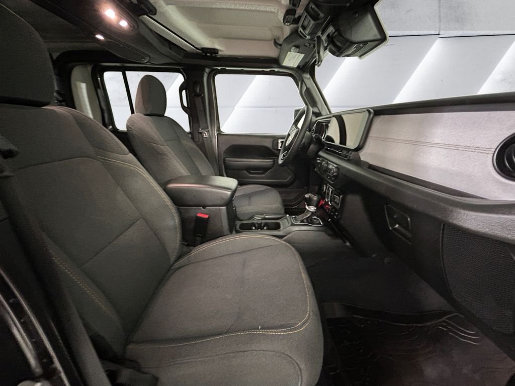 Used 2025 Gray Jeep Willys image 13