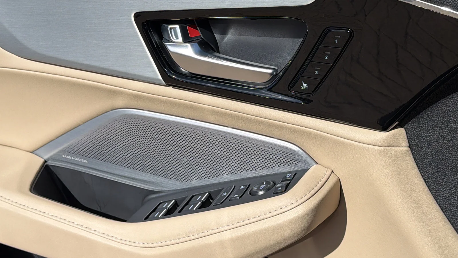 2025 Acura MDX Technology Package - Photo 22