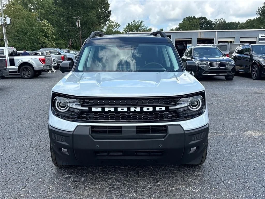 New 2026 Space White Metallic Ford Outer Banks® image 2
