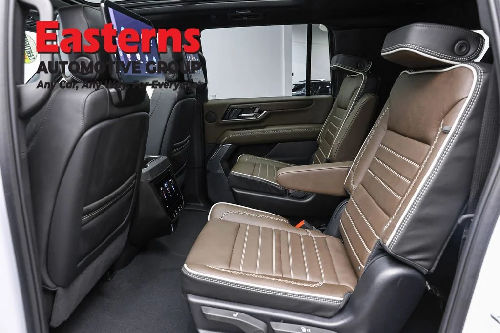 Used 2026 White GMC Denali Ultimate image 22