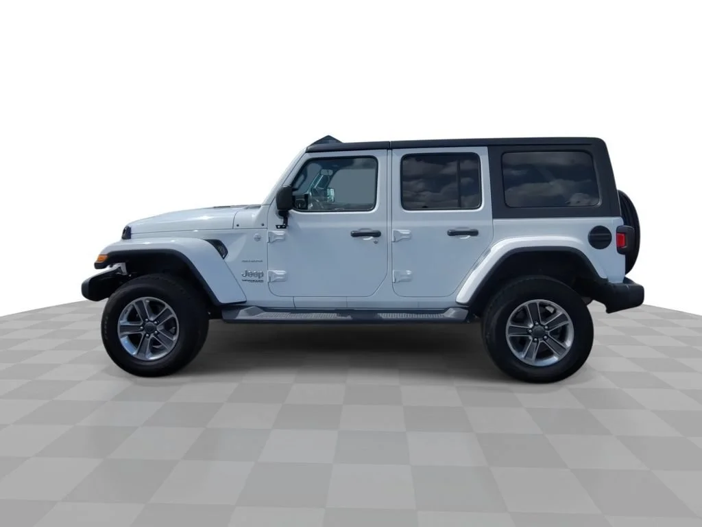 Used 2021 White Jeep Sahara 4x4 image 5