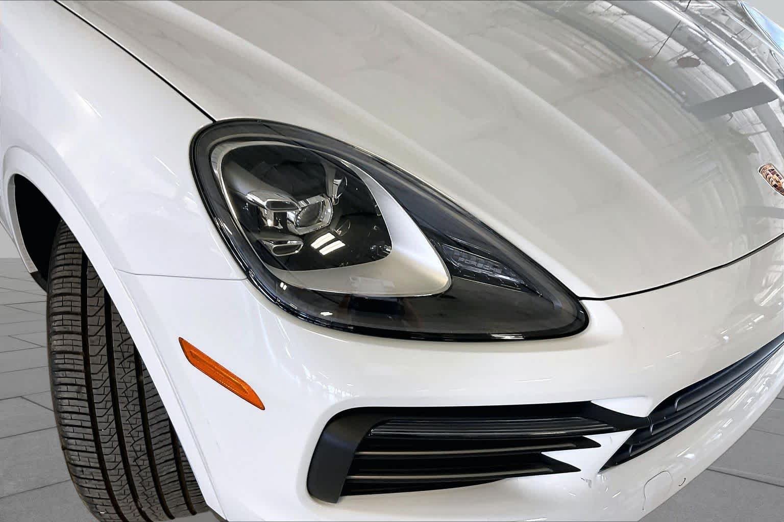 Used 2022 Carrara White Metallic Porsche Platinum Edition image 24