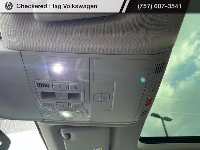 Used 2025 Monument Gray Volkswagen 1.5T SE image 18