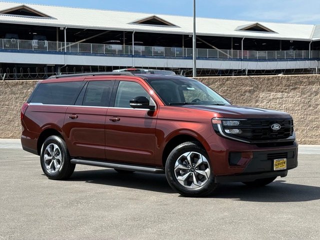 2027 Ford Expedition MAX Active