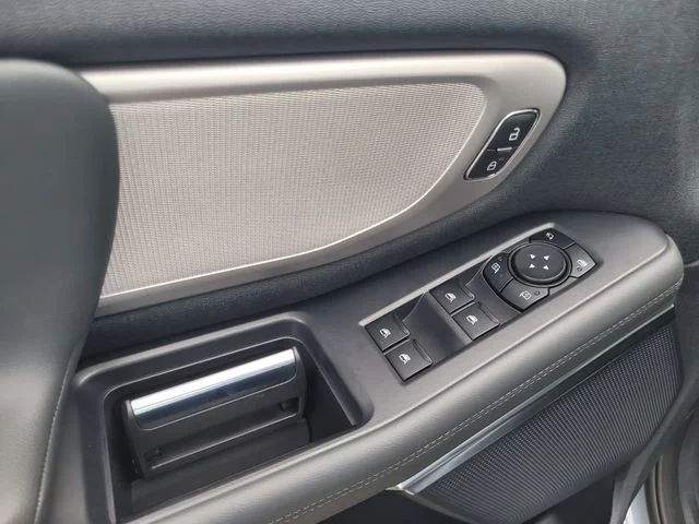 New 2027 Gray Metallic Ford Active image 20
