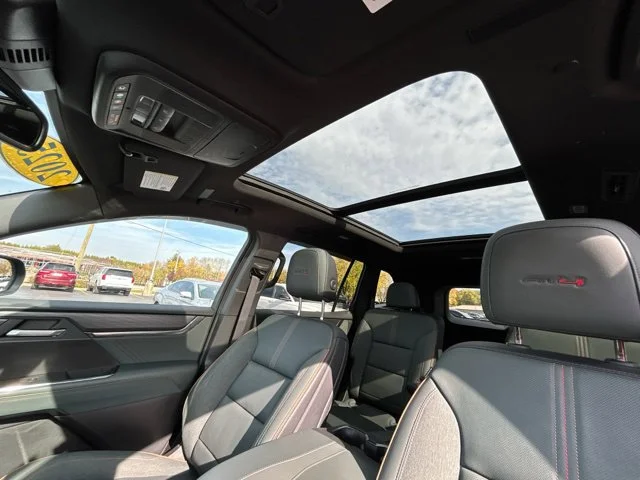 Used 2025 Black GMC AT4 image 36