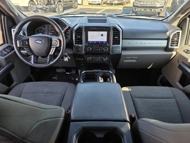 Certified Used 2022 Oxford White Ford XLT image 7