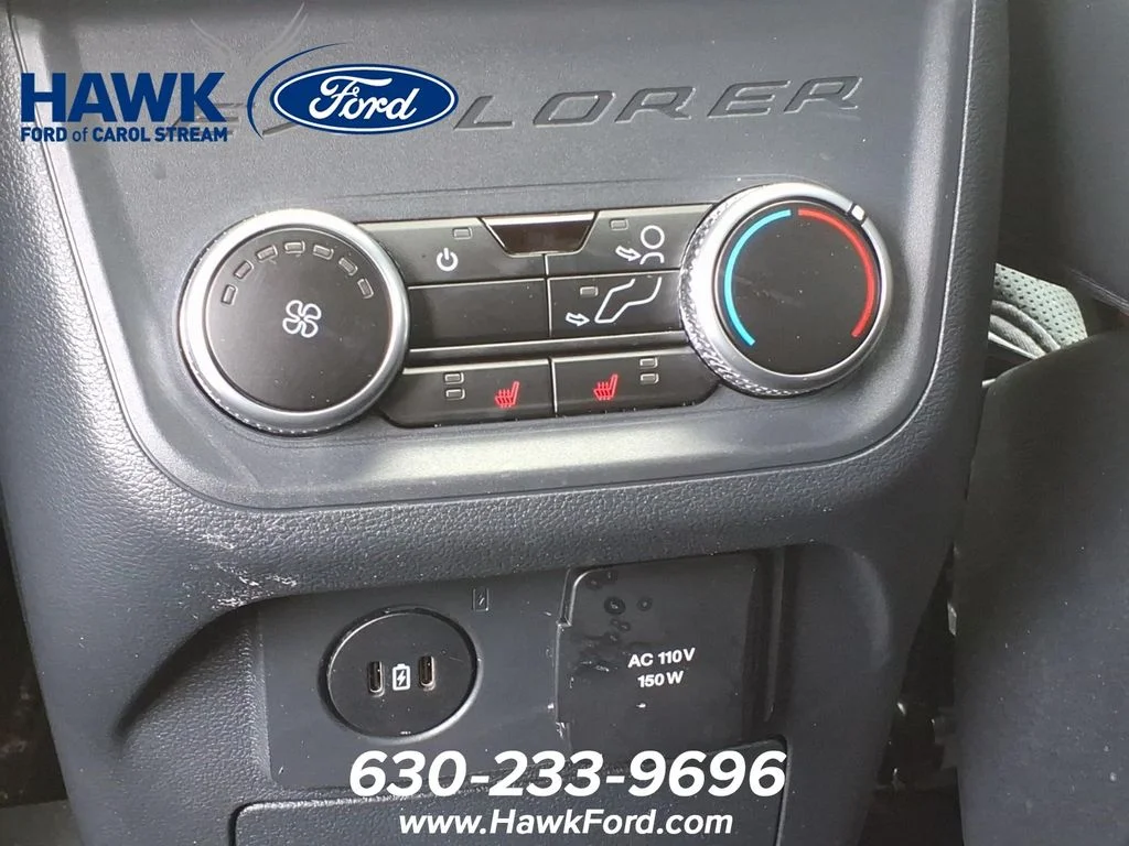 Used 2025 White Ford ST image 29