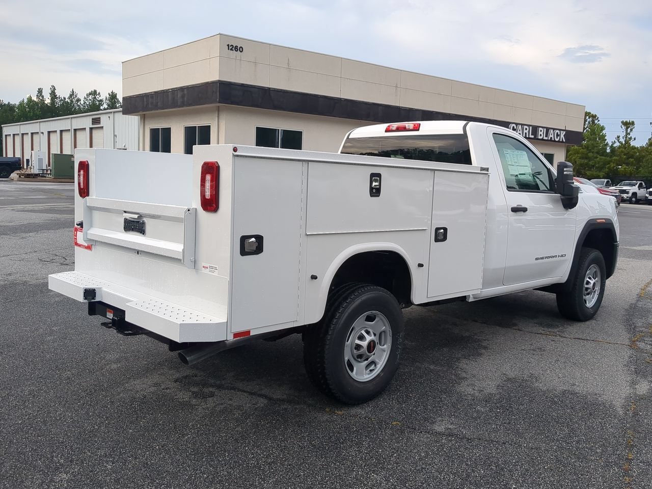 New 2026 Summit White GMC Pro image 8