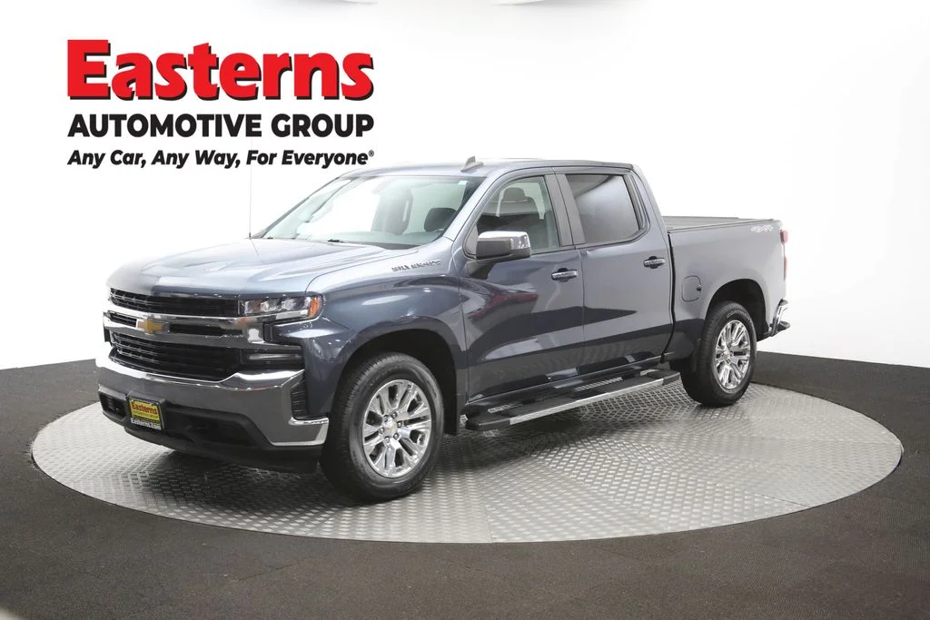 Used 2020 Gray Chevrolet LT image 54