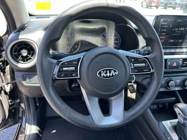 Used 2020 Black Kia FE image 13