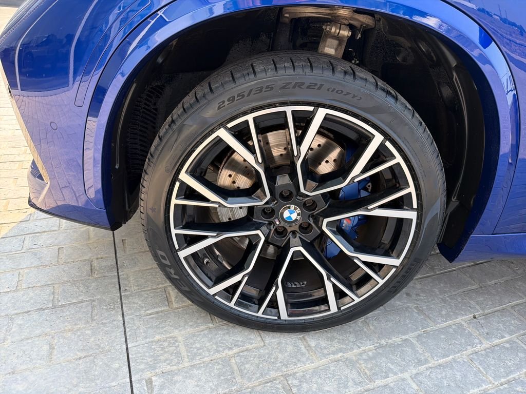 Used 2022 Blue Metallic BMW Base image 27