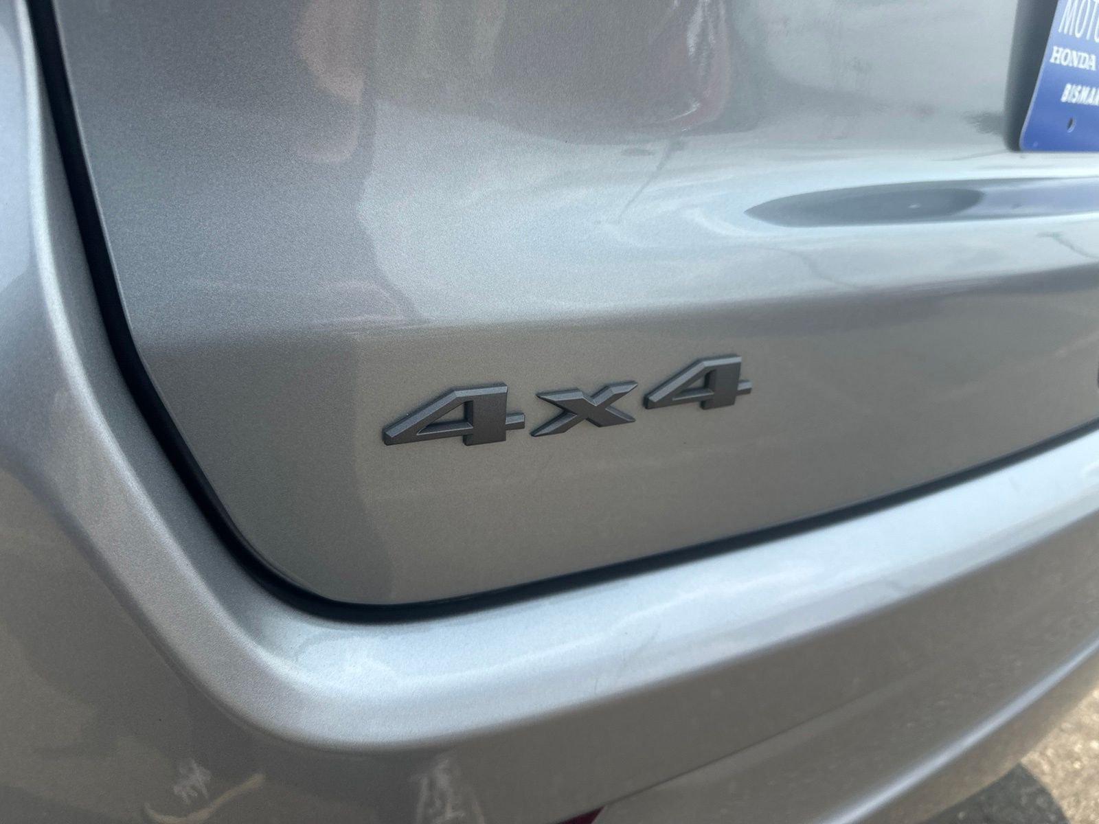 Used 2022 Silver Jeep Limited High Altitude image 7