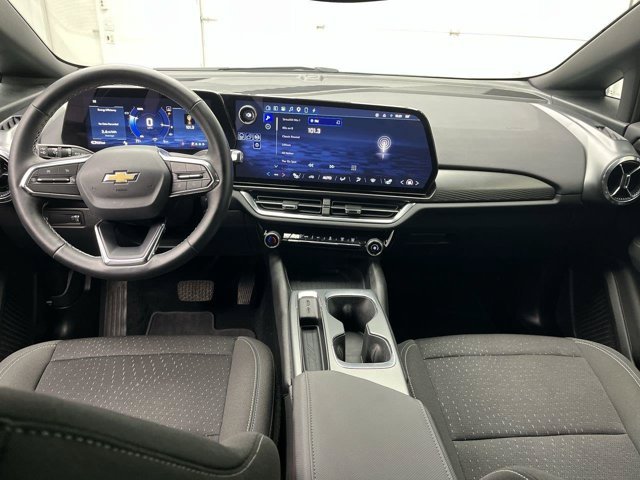 Used 2025 Summit White Chevrolet LT1 with PCY image 4