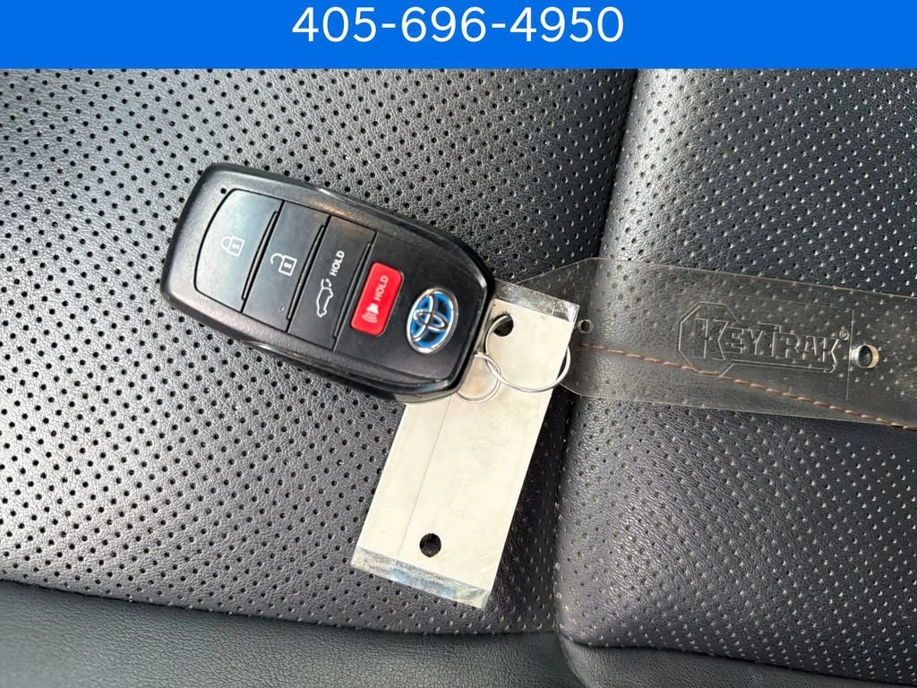Pre-Owned 2021 Toyota Venza XLE