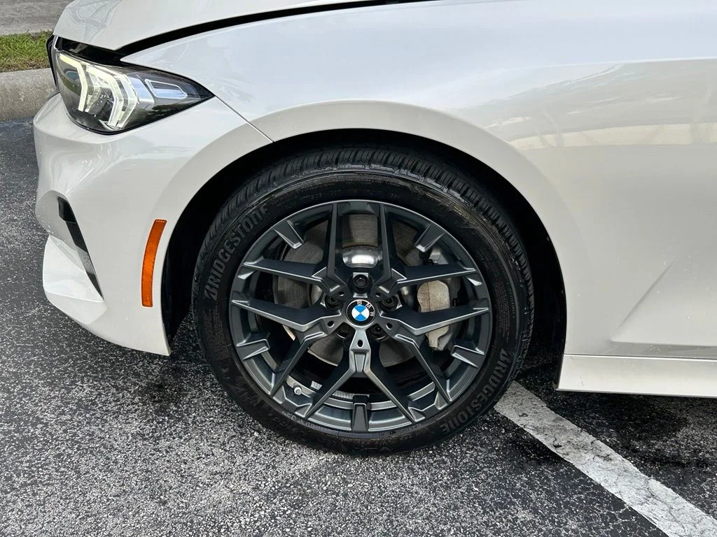 Used 2025 White BMW 330i image 26