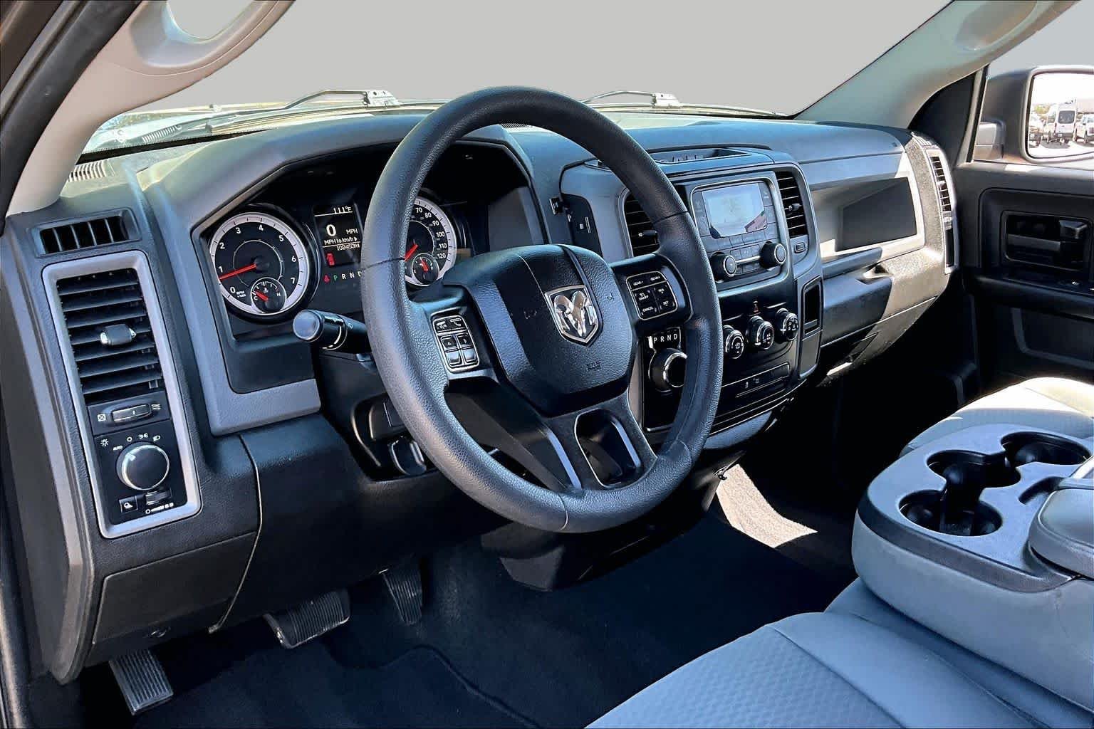 Used 2019 Granite Crystal Metallic Clearcoat Ram Tradesman image 16