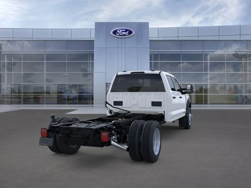 New 2025 Oxford White Ford F-550® XL image 8