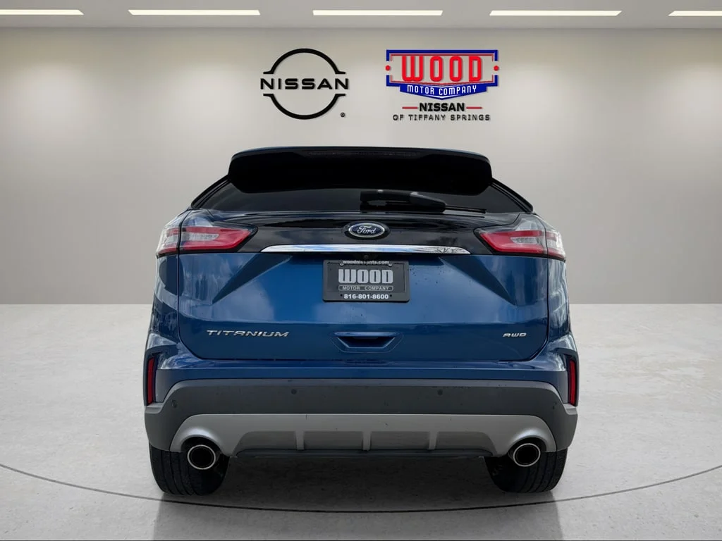 Used 2023 Blue Metallic Ford Titanium image 3