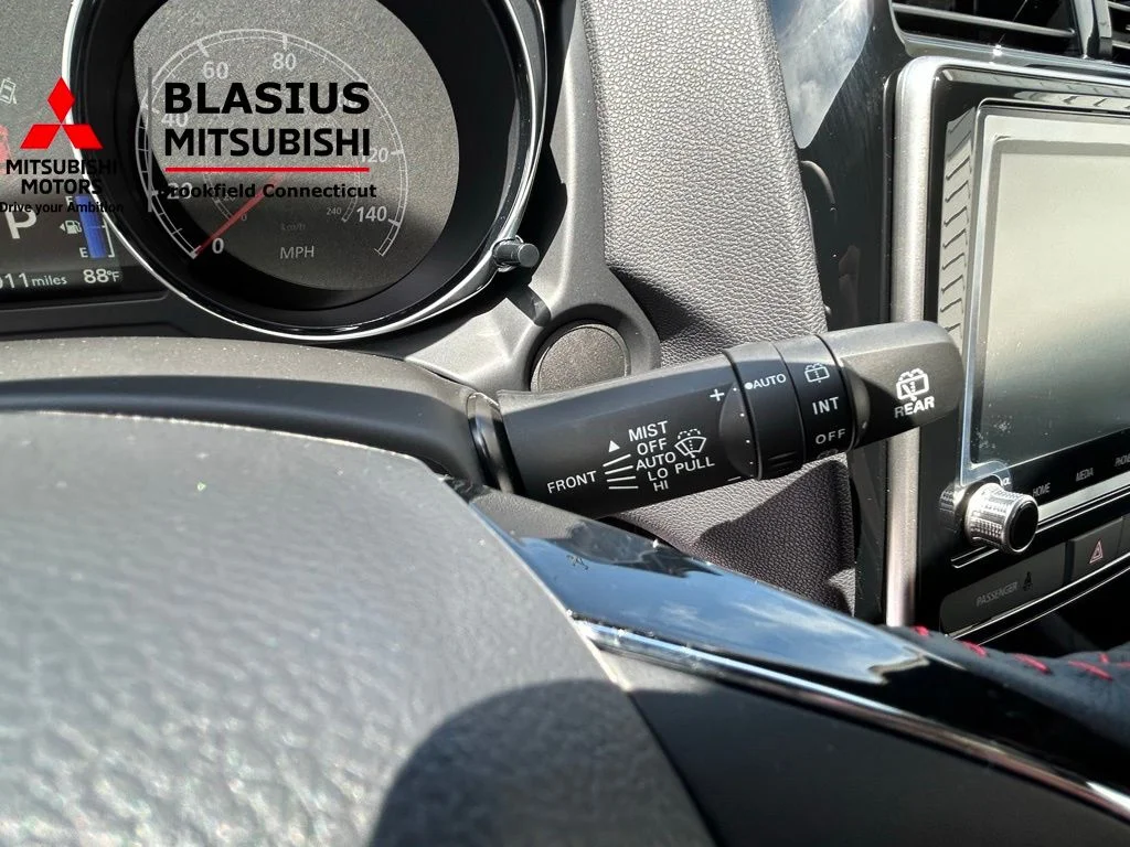 New 2025 White Mitsubishi 2.0 Trail Edition image 51