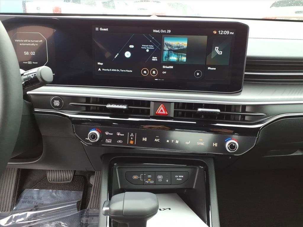 2026 Kia K5 GT - Photo 22