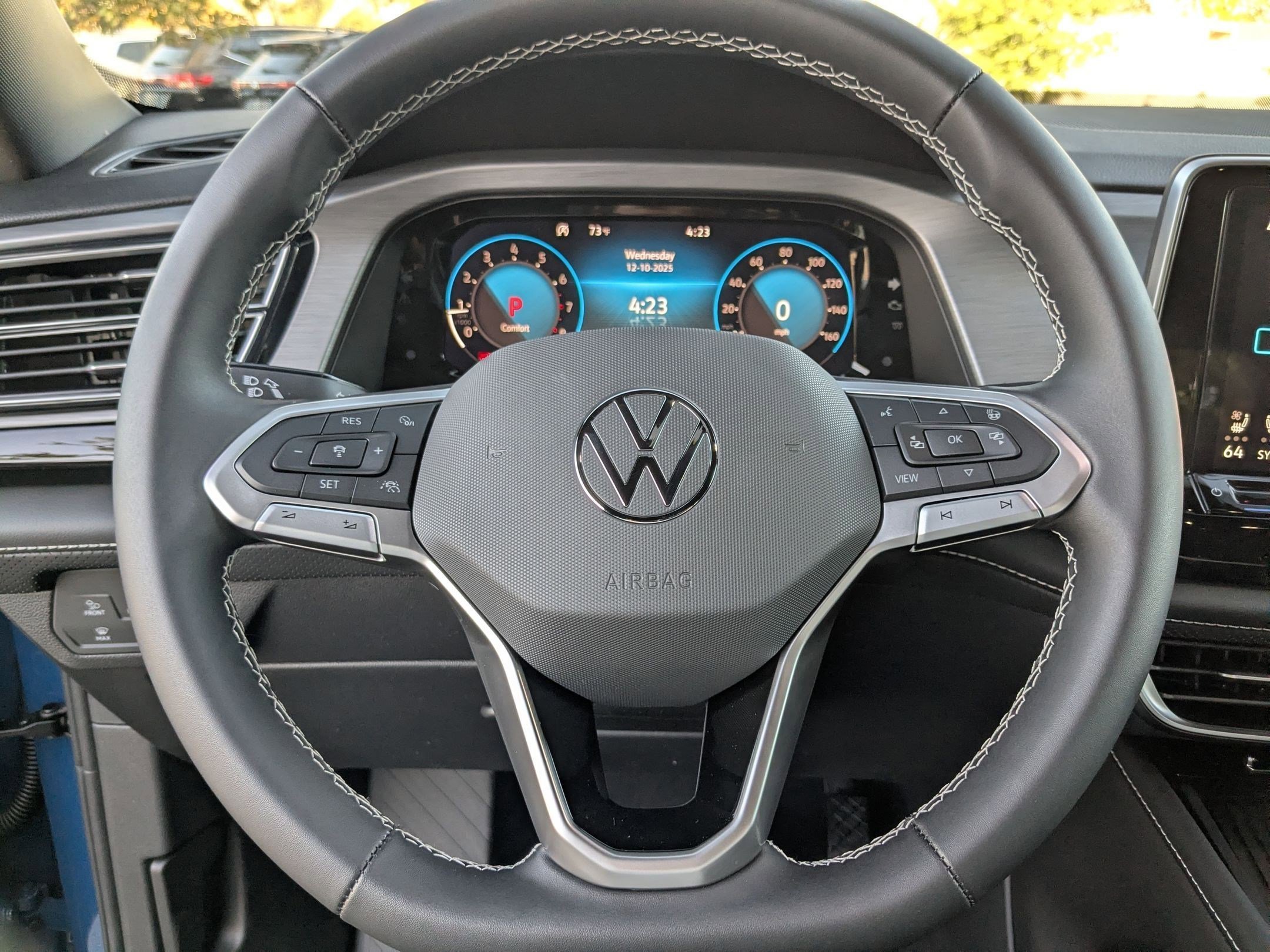 New 2026 Mountain Lake Blue Metallic Volkswagen 2.0T SE w/Technology image 9