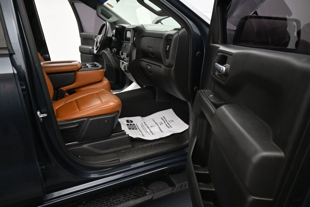 Used 2021 Gray Chevrolet Custom image 20