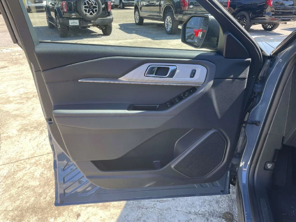 New 2027 Blue Ford Active image 15