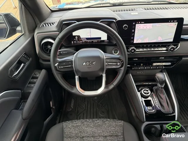 Used 2024 Black Chevrolet Z71 image 15