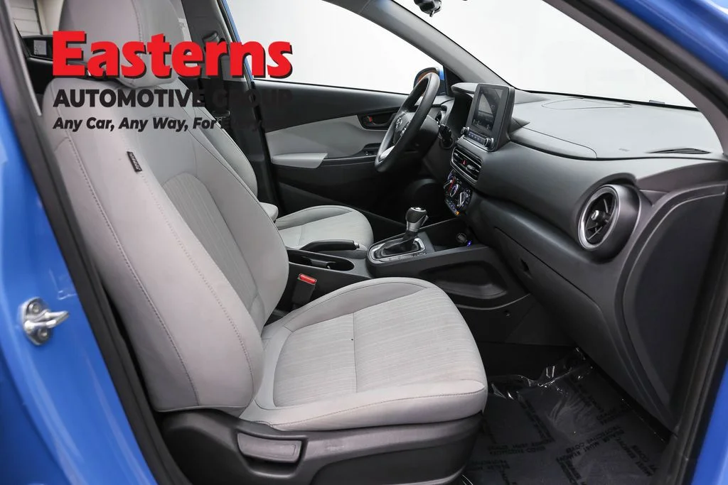 Used 2022 Blue Hyundai SEL image 23