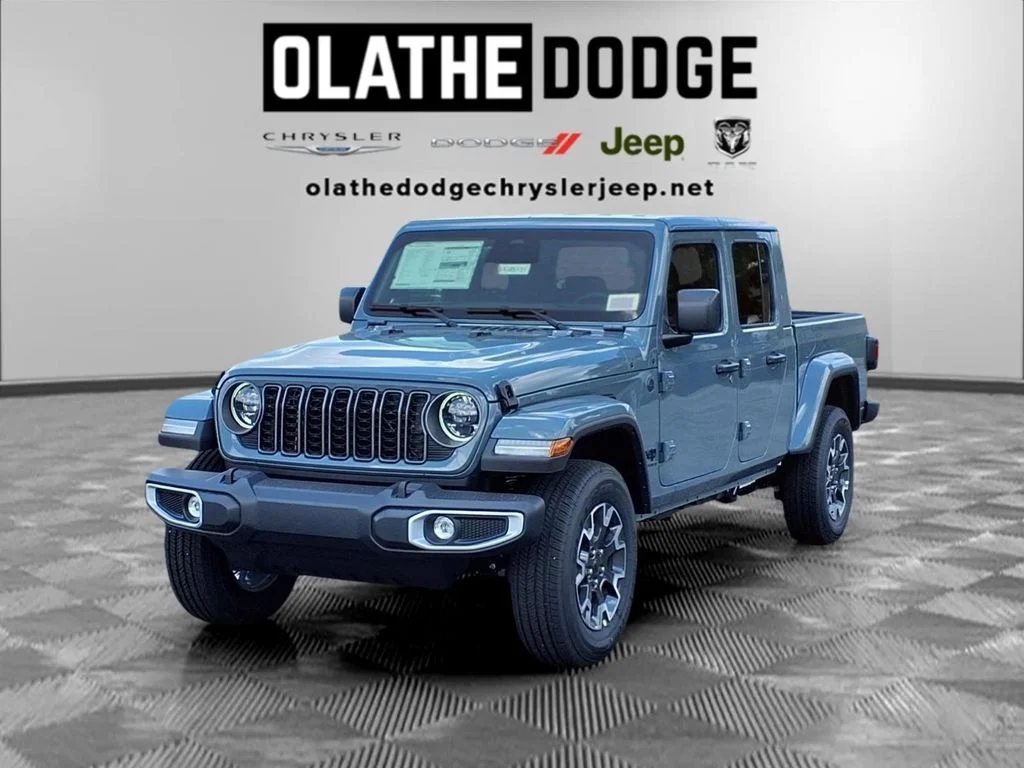 2026 Jeep Gladiator Sahara Auto's photo