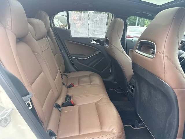 Used 2017 Cirrus White Mercedes-Benz GLA 250 image 10