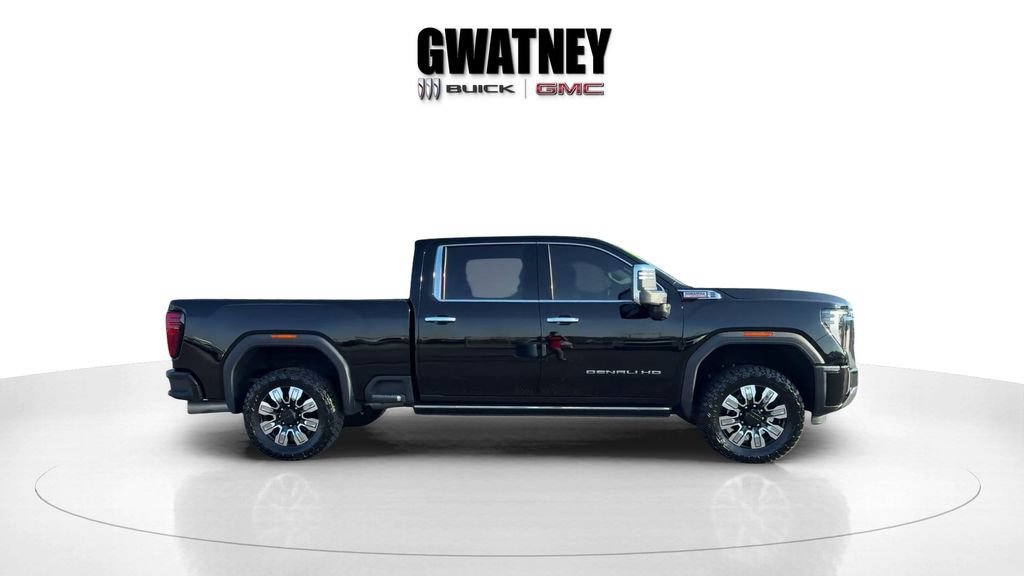 Used 2024 Onyx Black GMC Denali image 6