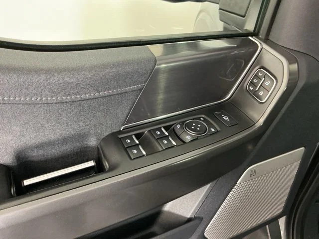 Certified Used 2024  Ford Lariat image 15