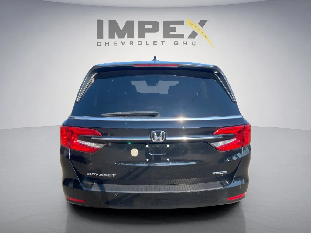 Used 2024 Black Honda Touring image 4