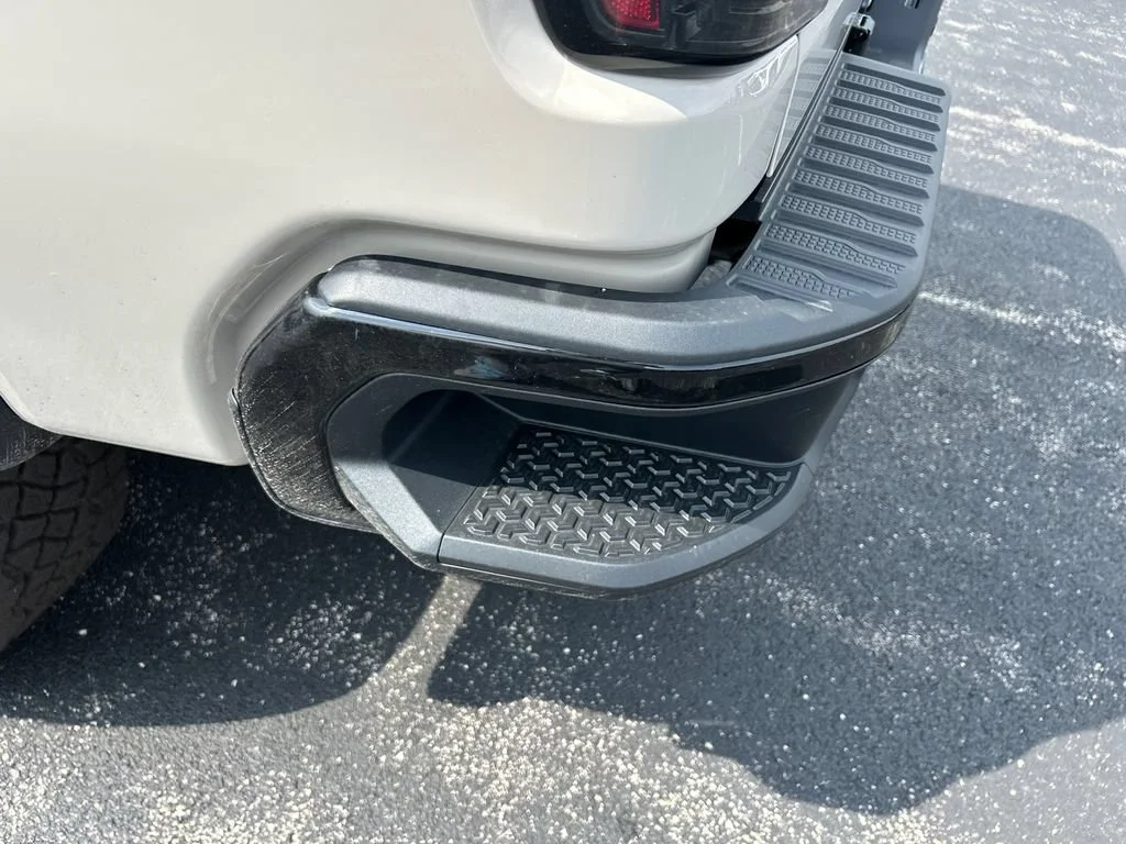 2026 GMC Sierra 2500HD AT4X - Photo 37