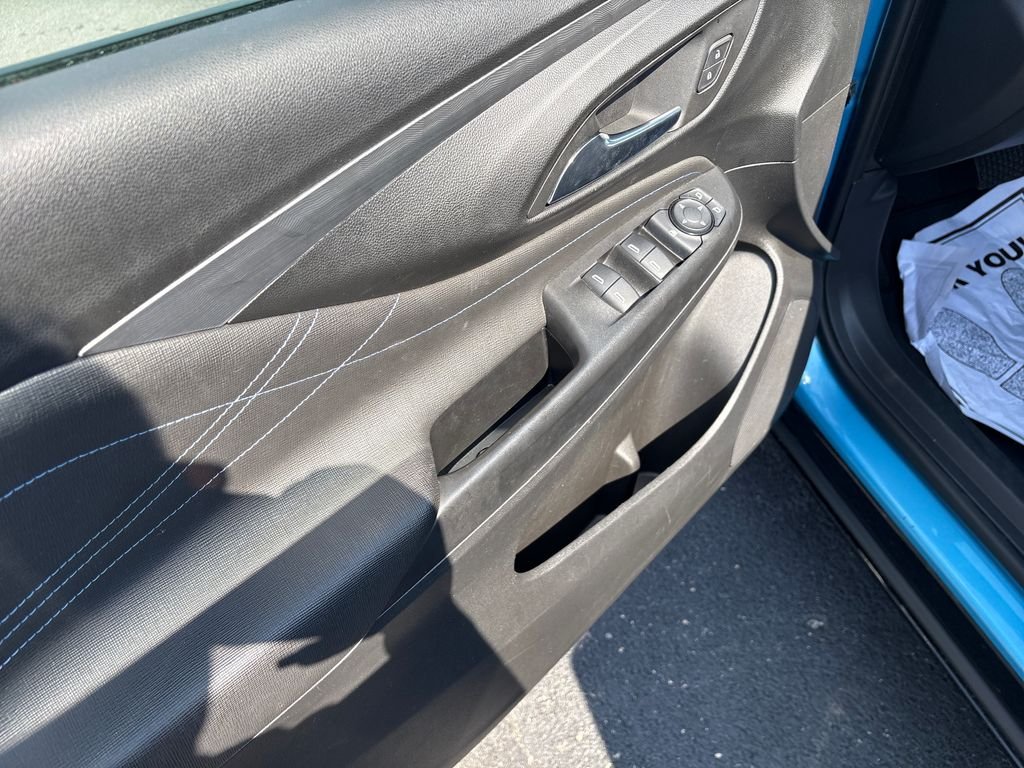 Used 2025 Blue Buick Sport Touring image 11