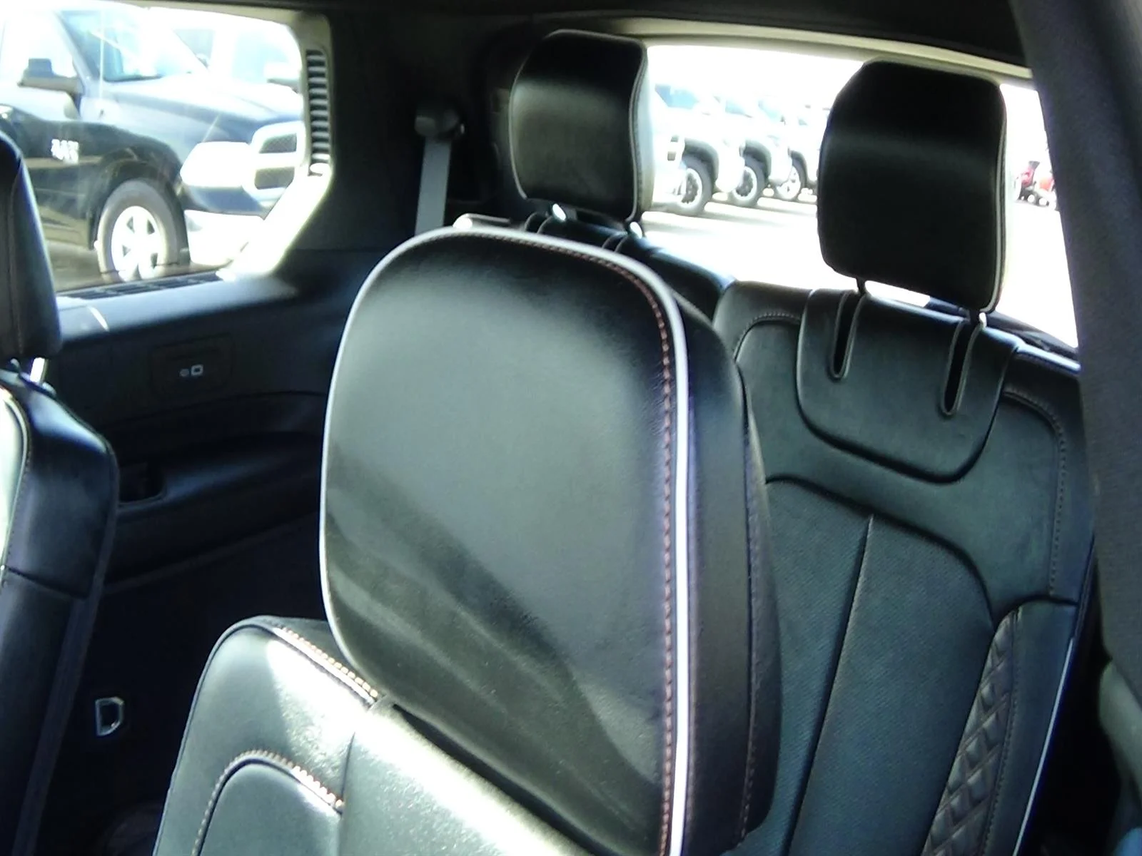 Used 2024 Rocky Mountain Pearl Coat (pfj) Jeep Summit image 15