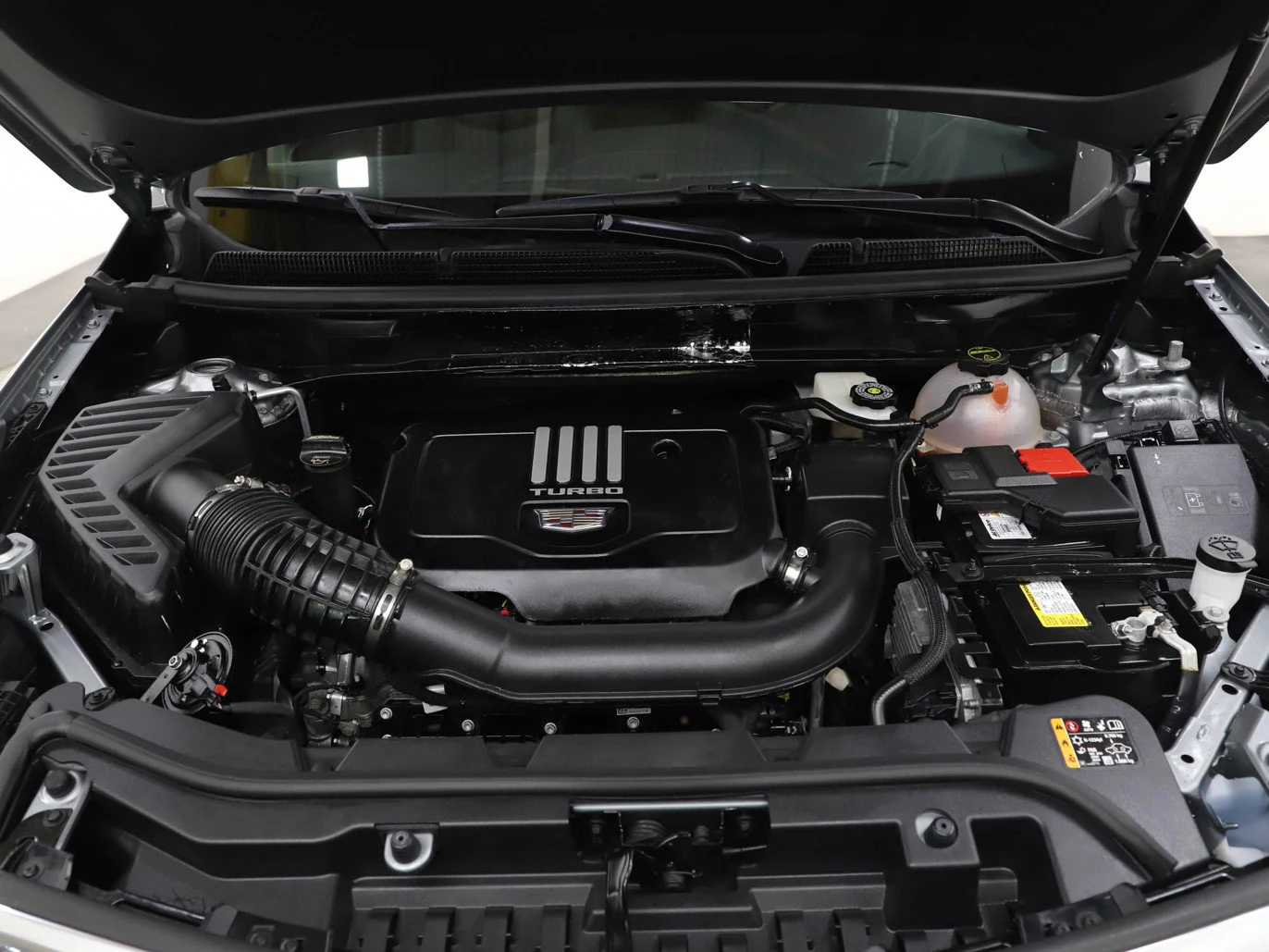 Used 2025 Gray Cadillac Luxury image 31