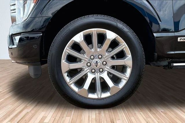 Used 2022 Black Ford Limited image 8